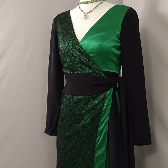 Emerald Green Gown Dido by Veronica Moncho Lobo High Quality Designer Wrap Style - Picture 2 of 8